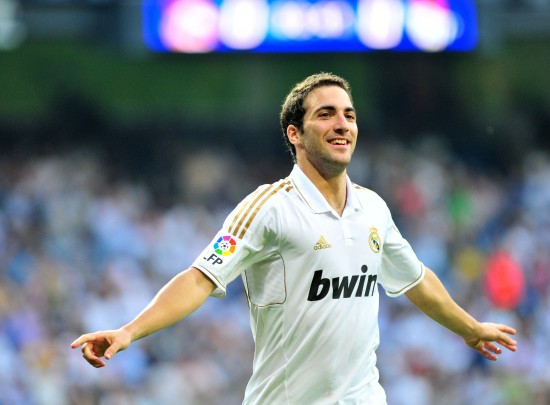 场秩序与效 场秩序与效